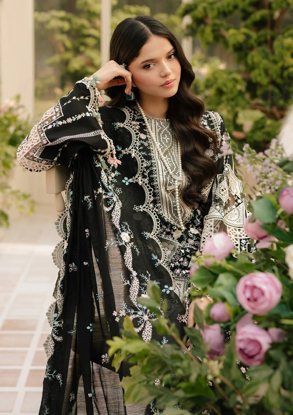 Lawn - Bin Ilyas - Freesia - Summer 25 - HS- 093