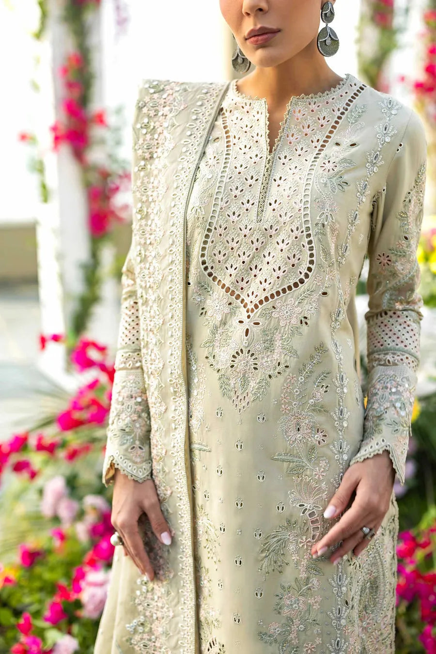 Akbar Aslam - 3PC Luxury Dhanak Embroidered Suit - HS - 096