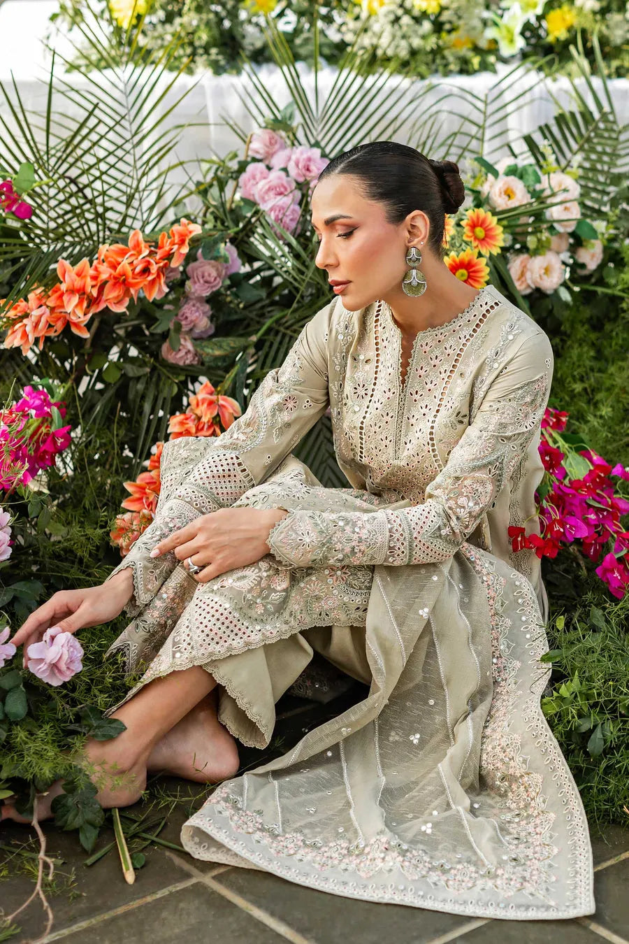 Akbar Aslam - 3PC Luxury Dhanak Embroidered Suit - HS - 096