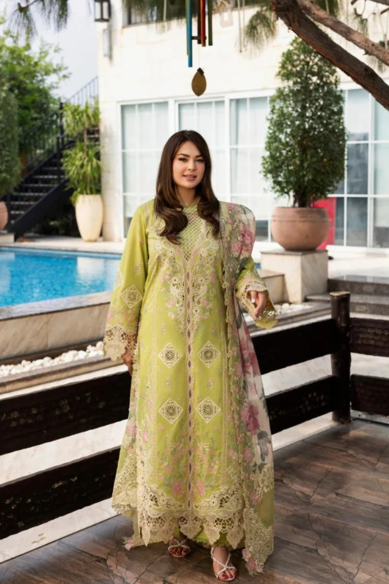 PINK PARROT – 3 Piece Embroidered Lawn – HS – 068